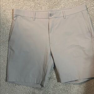 Holderness and Bourne - gray shorts - 36